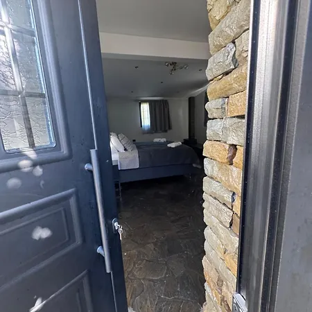 River House Butique Μπεράτ